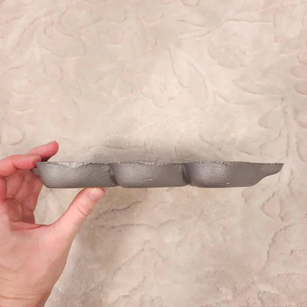 Cast Iron Shortbread Cornbread Baking Pan Hearts